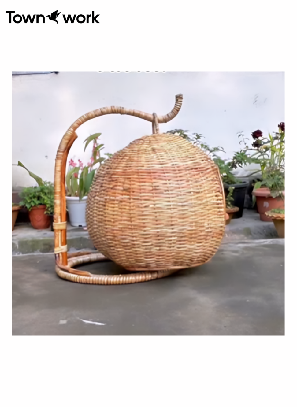 /public/storage/photos/1/Product/1750185508_6851b62411fee_a bamboo pet  house _  a little cat  house (2).png